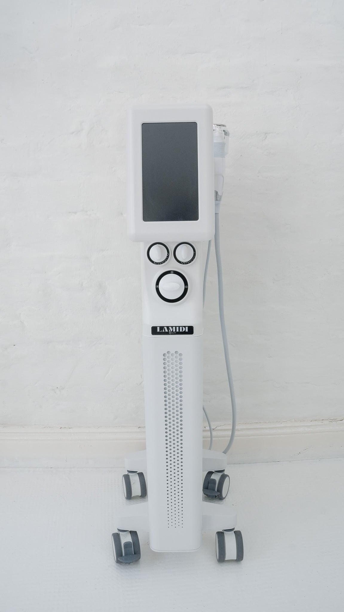 lamidi facial the perfect glow - aquafacial