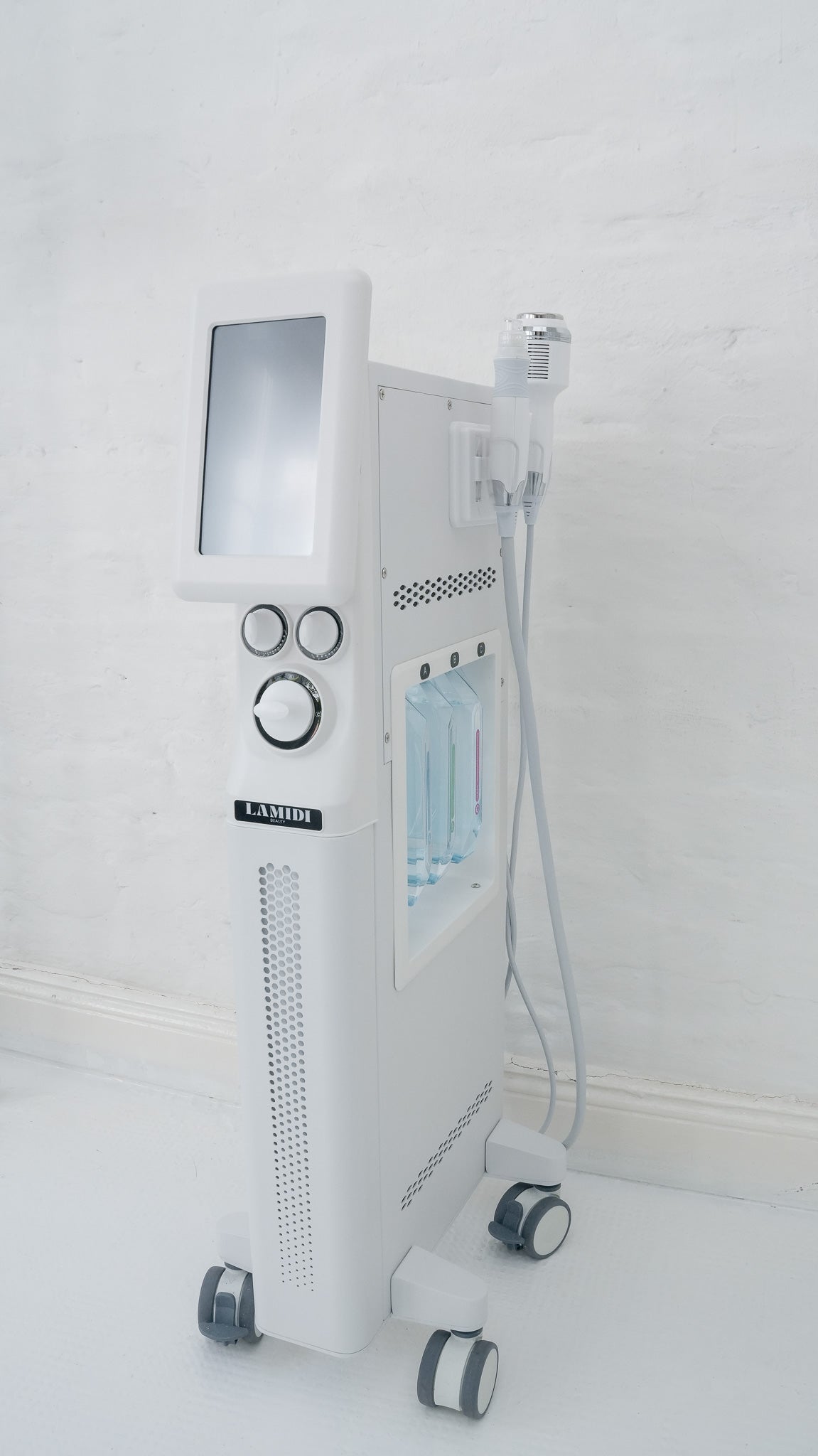 lamidi facial the perfect glow - aquafacial